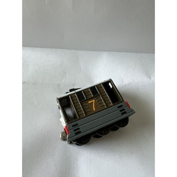 Thomas The Tank Engine & Friends Take N Play Diecast Magnetic Train Big Lot - Picture 11 of 16